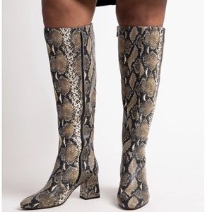 SOLD Eloquii women’s faux snakeskin boots